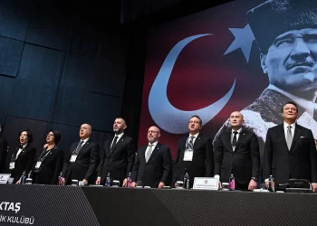 Beşiktaş’ın borcu resmen açıklandı!