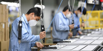 Çin’de sanayi şirketlerinin karında yılın en büyük düşüşü!