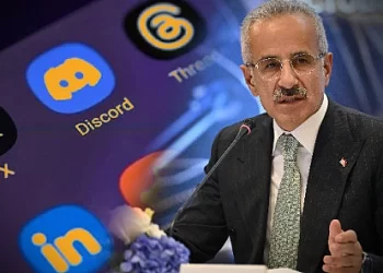 Uraloğlu Discord’a neden erişim engeli getirildiğini açıkladı