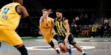 Fenerbahçe Beko, Maccabi Tel Aviv’i son topta devirdi!