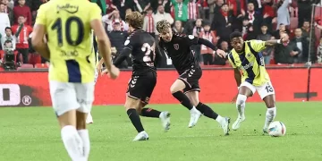 Fenerbahçe, Samsun’da ağır yaralı!