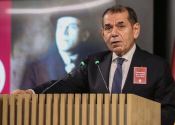 Galatasaray, 2.77 milyar TL kâr açıkladı!