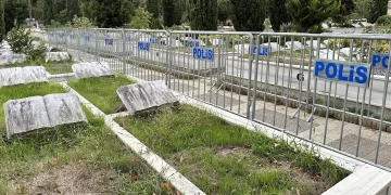 Cem Garipoğlu’nun mezarında bulunan poşetle ilgili inceleme tamamlandı!