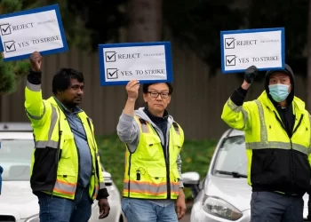 Boeing işçileri greve devam ediyor