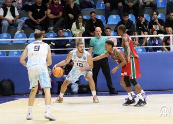 Karşıyaka, Yunanistan’dan galibiyetle dönüyor!