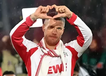 Lukas Podolski, 39 yaşında aktif futbol kariyerini noktaladı!