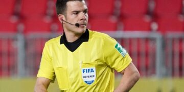 Lyon-Beşiktaş maçının hakemi belli oldu!