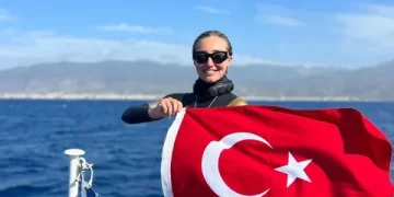 Milli sporcu Şahika Ercümen’den ikinci Türkiye rekoru!