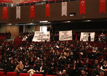 Muş Alparslan Üniversitesi’nde, ‘Kadınlar Güçlüdür, Şiddet Zayıflıktır’ paneli!