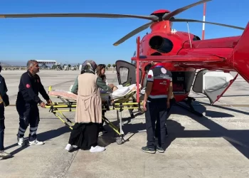 Muş’ta, ambulans helikopter 1 yaşındaki Damla bebek için havalandı!
