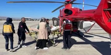 Muş’ta, ambulans helikopter 1 yaşındaki Damla bebek için havalandı!