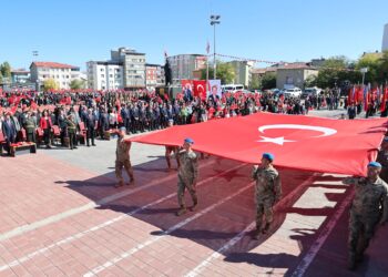 Muş’ta Cumhuriyetin 101. yıl dönümü coşkuyla kutlandı!