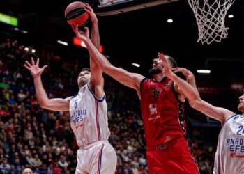 Olimpia Milano 84-96 Anadolu Efes
