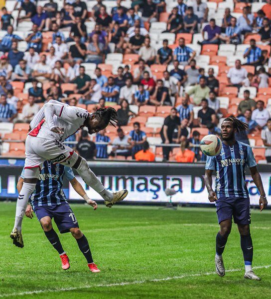 Samsunspor, Adana Demirspor'u deplasmanda 3 golle devirdi! samsunspor adana demirspor u deplasmanda 3 golle devirdi habermeydan e1728230555662