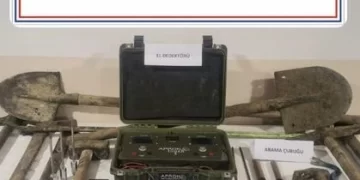 Sinop’ta kaçak kazıya suçüstü: 3 gözaltı!