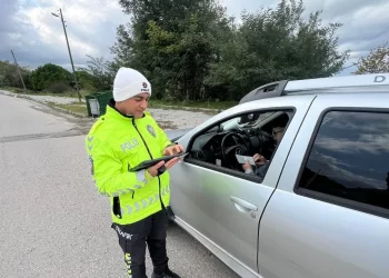 Sinop’ta, trafik ekiplerinden sürücülere sıkı denetim!
