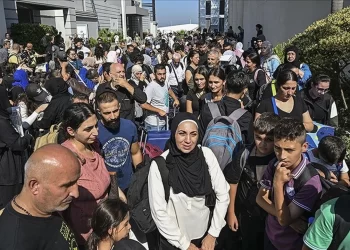 Lübnan’daki Türk vatandaşlarının tahliyesine başlandı