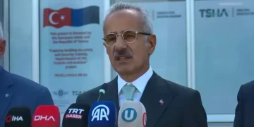 Bakan Uraloğlu açıkladı: 12 yeni iç hat seferi başlıyor