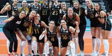VakıfBank, Sarıyer Belediyesi’ni set vermeden yendi!