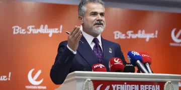 Yeniden Refah Partisi’nde iki istifa gerçekleşti