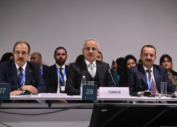 Bakan Uraloğlu: Demiryolu Taşımacılığının Enerji İhtiyacını Yenilenebilir Kaynaklardan Karşılayacağız