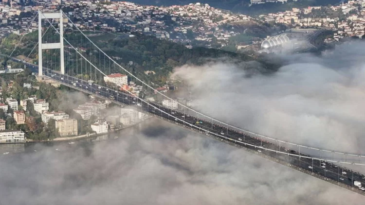 İstanbul Boğazı'nda gemi trafiği askıya alındı Istanbul Bogazi2 habermeydan