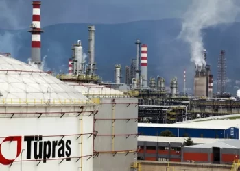 İzmir Tüpraş Rafinerisi’nde patlama!