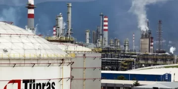 İzmir Tüpraş Rafinerisi’nde patlama!