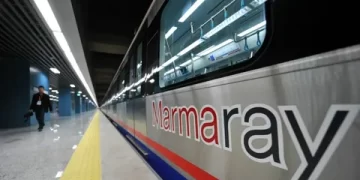 Marmaray’da kavga! Güvenlik görevlisi yolcuyu vurdu