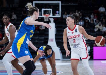 A Milli Kadın Basketbol Takımı, Romanya’yı geçip 3’te 3 yaptı!