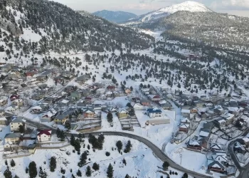 Kar nedeniyle eğitime ara verildi! Adana’nın 3 ilçesinde okullar tatil edildi