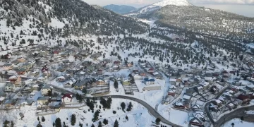 Kar nedeniyle eğitime ara verildi! Adana’nın 3 ilçesinde okullar tatil edildi