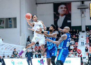 Aliağa Petkimspor 68-75 Türk Telekom