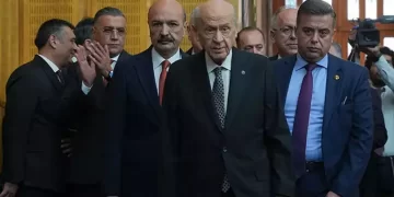Bahçeli’den ‘Erdoğan’ sorusu üzerine sert yanıt: Vazgeçemiyorsan gazeteciliği bırak!