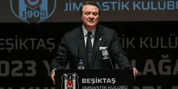 Beşiktaş Başkanı Hasan Arat görevinden istifa etti!