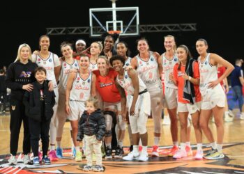 ÇBK Mersin 87-58 Olympiakos