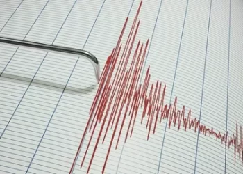 Akdeniz açıklarında 4 büyüklüğünde deprem