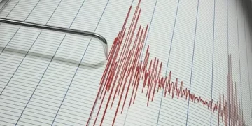 Akdeniz açıklarında 4 büyüklüğünde deprem