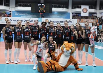 Eczacıbaşı Dynavit 3-0 THY