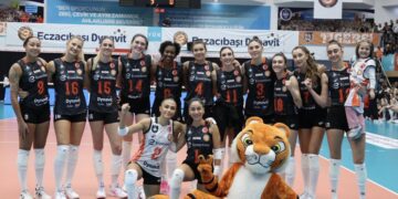 Eczacıbaşı Dynavit 3-0 THY