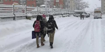 Eğitime kar engeli: Tatil edilen iller belli oldu!