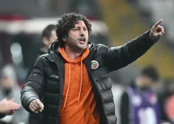 Fatih Tekke, Alanyaspor'dan istifa ettiğini açıkladı! Fatih Tekke, Alanyaspor’dan istifa ettiğini açıkladı!