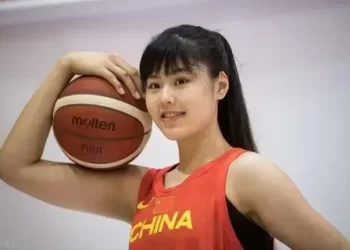 Galatasaray, Çinli pivot Li Yureu’yu kadrosuna kattı!