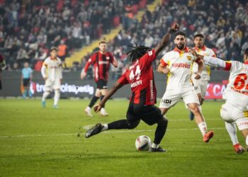 Gaziantep FK 2-1 Göztepe