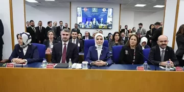 Bakan Göktaş duyurdu: Evlenecek 5 bin çifte kredi ödemesi yaptık