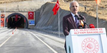 Bakan Uraloğlu açıkladı: 32 virajlar tarih oldu!