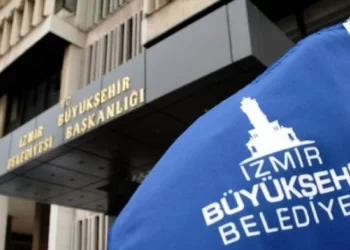 İzmir’de ‘huzur hakkı’ gerginliği: AK Parti ve CHP’den karşılıklı açıklamalar