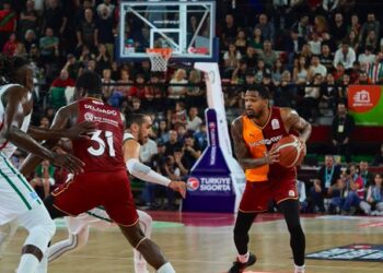 Karşıyaka, Galatasaray’ı evinde rahat yendi!