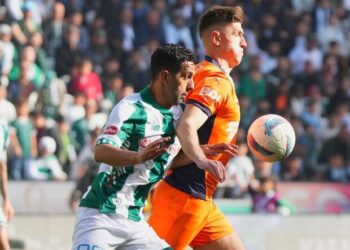 Konyaspor, evinde Başakşehir’i 3 golle geçti!