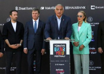 Antalya Kültür Yolu Festivali başladı